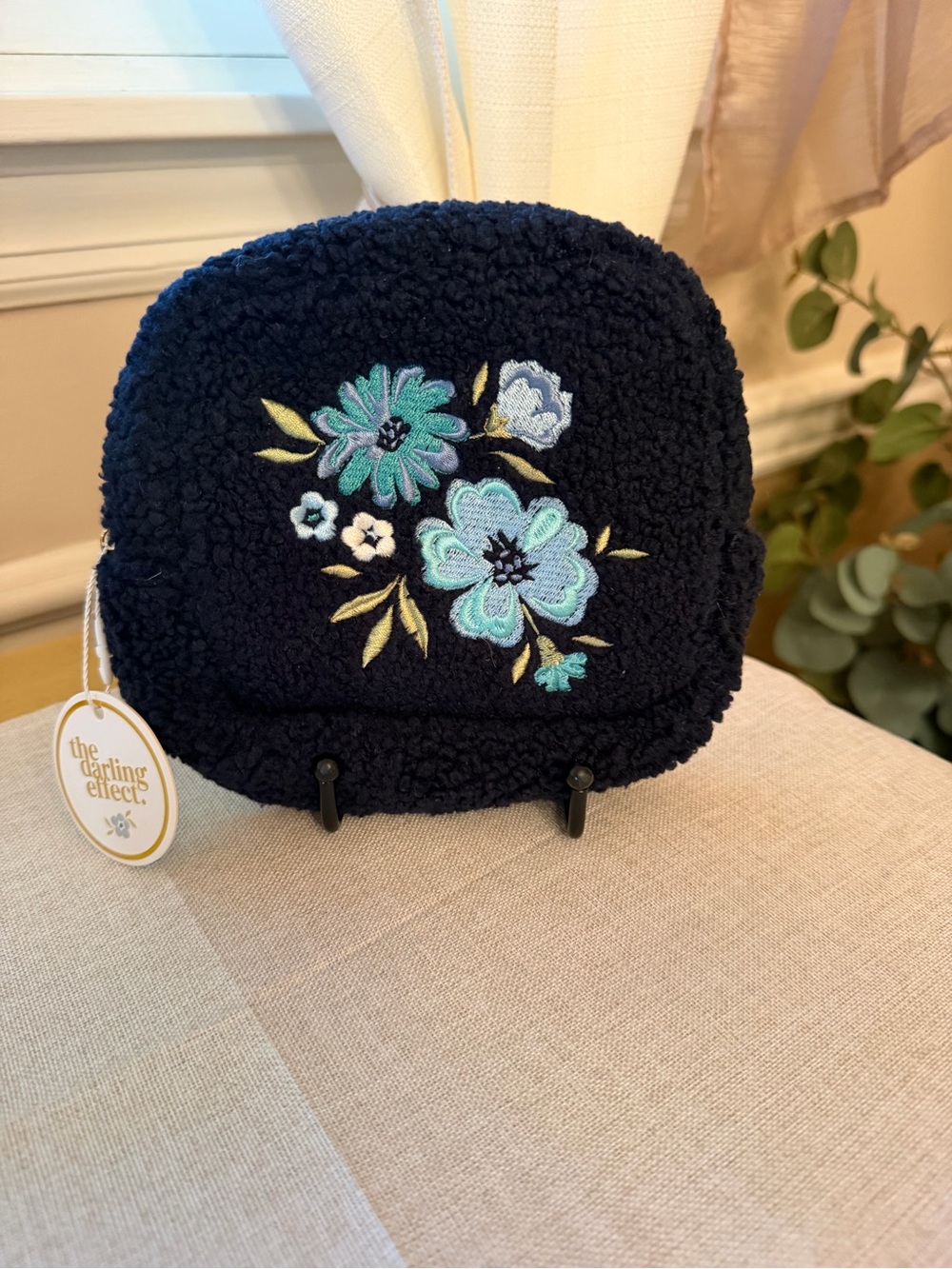 The Darling Effect Square Dainty Floral Navy Teddy Pouch NWT